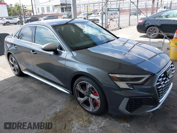 2024 Audi S3 Prestige z VIN WAUJ3DGY8RA067514, wystawiony jako IAAI lot #42086328 z przebiegiem 11 049 mil mil oraz . Historia ofert i sprzedaży dostępna na DreamBid. Obrazek 1.