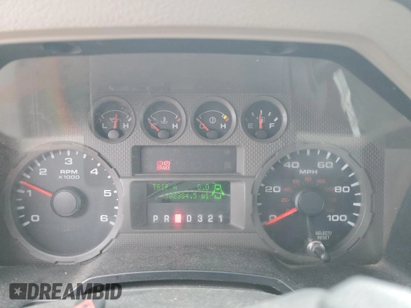 2008 Ford F-250 XL with VIN 1FTSX20518EA44812, listed as a Copart auction lot 49331275 with 102,304 mi miles and Salvage title. Bid and sale history available at DreamBid. Image 9.