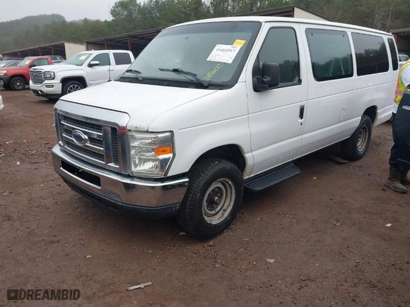 2012 Ford Econoline Wagon XL with VIN 1FBSS3BL8CDA76787, listed as a IAAI auction lot 41464917 with 386,484 mi miles. Bid and sale history available at carsss.com. Image 2.