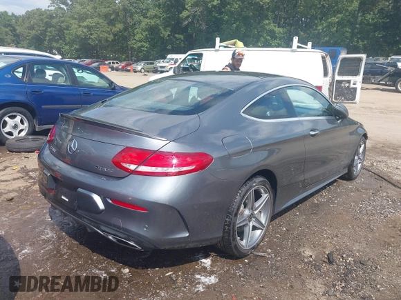 2018 Mercedes-Benz C 300 z VIN WDDWJ4KB3JF681630, wystawiony jako IAAI lot #40327445 z przebiegiem 90 967 mil mil oraz . Historia ofert i sprzedaży dostępna na DreamBid. Obrazek 4.