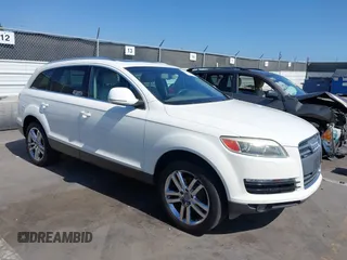2008 Audi Q7 Premium z VIN WA1BY74LX8D001511, wystawiony jako IAAI lot #42561490 z przebiegiem 103 264 mil mil oraz . Historia ofert i sprzedaży dostępna na DreamBid. Obrazek 1.