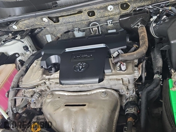 2018 Toyota RAV4 LE with VIN JTMBFREV0JJ183685, listed as a IAAI auction lot 42774230 with 81,554 mi miles and . Bid and sale history available at DreamBid. Image 27.