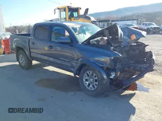 2017 Toyota Tacoma SR5 with VIN 5TFCZ5AN0HX063077, listed as a IAAI auction lot 41887043 with 142,015 mi miles. Bid and sale history available at carsss.com. Image 1.