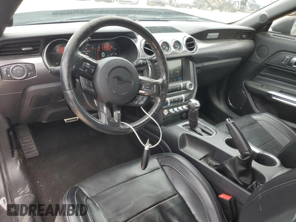 2019 Ford Mustang EcoBoost z VIN 1FA6P8TH8K5143490, wystawiony jako Copart lot #57561905 z przebiegiem 126 460 mil mil oraz Szkoda całkowita • Salvage title. Historia ofert i sprzedaży dostępna na DreamBid. Obrazek 8.