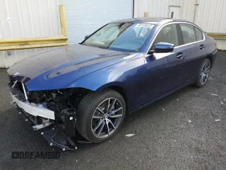2019 BMW 3 Series 330i xDrive with VIN WBA5R7C50KAJ80327, listed as a Copart auction lot 69148042 with 32,805 mi miles. Bid and sale history available at carsss.com. Image 1.