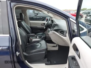 2017 Chrysler Pacifica Touring L with VIN 2C4RC1BG2HR526422, listed as a IAAI auction lot 42032839 with 180,710 mi miles and . Bid and sale history available at DreamBid. Image 5.