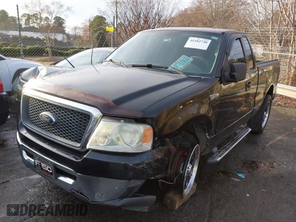 2007 Ford F-150 XL with VIN 1FTRF12W27NA65149, listed as a IAAI auction lot 41102740 with 230,647 mi miles. Bid and sale history available at carsss.com. Image 2.