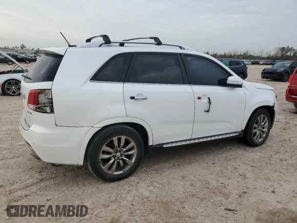 2012 Kia Sorento SX with VIN 5XYKW4A21CG303835, listed as a Copart auction lot 48239835 with 335,934 mi miles and Salvage Title. Bid and sale history available at carsss.com. Image 3.