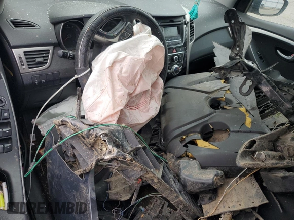 2017 Hyundai Elantra with VIN KMHD35LH4HU373680, listed as a Copart auction lot 58448835 with Not provided miles and Salvage title. Bid and sale history available at DreamBid. Image 8.