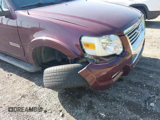 2006 Ford Explorer Limited с VIN 1FMEU75856UA11414, выставлен на аукционе IAAI как лот 42562370 с пробегом 128 193 миль миль и . История ставок и продаж доступна на DreamBid. Изображение 6.
