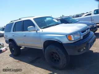 2001 Toyota 4Runner SR5 with VIN JT3GN86R810210887, listed as a IAAI auction lot 41841575 with 414,348 mi miles. Bid and sale history available at carsss.com. Image 13.
