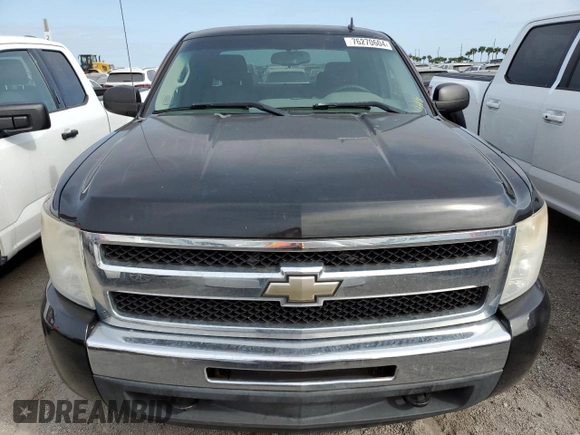 2010 Chevrolet Silverado 1500 LS with VIN 1GCSCREA0AZ132873, listed as a Copart auction lot 76270604 with 103,513 mi miles and Non Repairable. Bid and sale history available at DreamBid. Image 5.