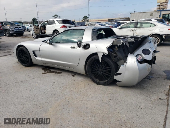 2002 Chevrolet Corvette with VIN 1G1YY22G925110271, listed as a Copart auction lot 86777864 with 118,309 mi miles and Salvage Title. Bid and sale history available at carsss.com. Image 2.