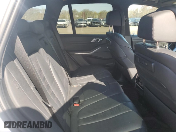 2019 BMW X5 xDrive50i с VIN 5UXJU2C59KLN65147, выставлен на аукционе Copart как лот 53146065 с пробегом 53 489 миль миль и Списание • Salvage title. История ставок и продаж доступна на DreamBid. Изображение 11.