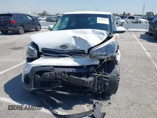 2018 Kia Soul with VIN KNDJN2A25J7539966, listed as a IAAI auction lot 41844263 with 126,286 mi miles. Bid and sale history available at carsss.com. Image 12.