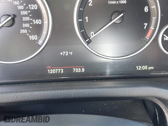 2015 BMW X4 xDrive28i with VIN 5UXXW3C5XF0M89147, listed as a IAAI auction lot 42779290 with 120,773 mi miles and . Bid and sale history available at DreamBid. Image 14.
