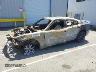 2019 Dodge Charger SXT z VIN 2C3CDXBG1KH553733, wystawiony jako Copart lot #52254915 z przebiegiem Nie podano mil oraz Nie do naprawy • Non repairable. Historia ofert i sprzedaży dostępna na DreamBid. Obrazek 1.