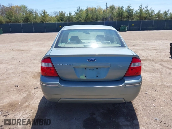 2005 Ford Five Hundred SE z VIN 1FAFP23185G168799, wystawiony jako IAAI lot #42202907 z przebiegiem Nie podano mil oraz . Historia ofert i sprzedaży dostępna na DreamBid. Obrazek 16.