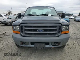 2000 Ford Super Duty F-250 XL with VIN 1FTNF20F5YEA22157, listed as a Copart auction lot 45497565 with 209,022 mi miles and Salvage Title. Bid and sale history available at carsss.com. Image 5.