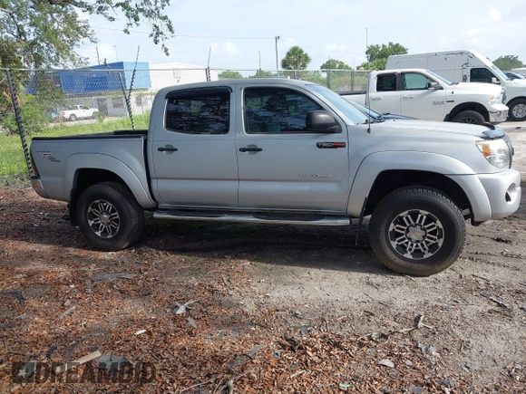 2005 Toyota Tacoma PreRunner z VIN 3TMJU62N15M003398, wystawiony jako IAAI lot #42490056 z przebiegiem 246 125 mil mil oraz . Historia ofert i sprzedaży dostępna na DreamBid. Obrazek 13.