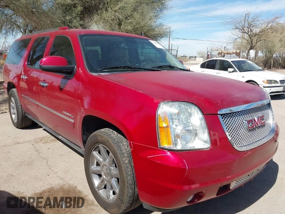 2014 GMC Yukon XL Denali with VIN 1GKS2MEF0ER219409, listed as a IAAI auction lot 41652010 with 184,171 mi miles. Bid and sale history available at carsss.com. Image 1.
