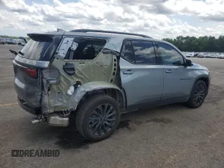 2023 Chevrolet Traverse RS z VIN 1GNEVJKW3PJ339894, wystawiony jako Copart lot #55284345 z przebiegiem 20 737 mil mil oraz Szkoda całkowita • Salvage title. Historia ofert i sprzedaży dostępna na DreamBid. Obrazek 3.