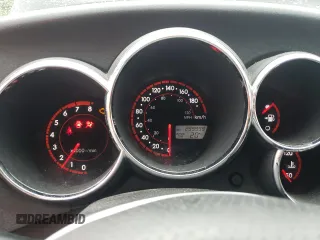 2007 Pontiac Vibe with VIN 5Y2SL65867Z420904, listed as a Copart auction lot 62699525 with 299,999 mi miles and Clean title. Bid and sale history available at DreamBid. Image 9.