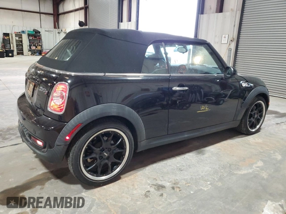 2012 MINI Convertible S z VIN WMWZP3C52CT250657, wystawiony jako Copart lot #83876114 z przebiegiem 18 511 mil mil oraz Szkoda całkowita • Salvage title. Historia ofert i sprzedaży dostępna na DreamBid. Obrazek 3.