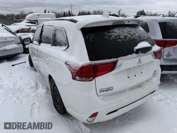 2022 Mitsubishi Outlander SEL with VIN JA4J2VA7XNZ611724, listed as a Copart auction lot 49676565 with 47,638 mi miles and Salvage title. Bid and sale history available at DreamBid. Image 2.