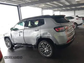 2022 Jeep Compass Limited with VIN 3C4NJDCB0NT168545, listed as a IAAI auction lot 42086423 with 21,647 mi miles and . Bid and sale history available at DreamBid. Image 14.