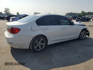 2014 BMW 3 Series 320i xDrive z VIN WBA3C3C54EP660549, wystawiony jako Copart lot #62395925 z przebiegiem 170 988 mil mil oraz Czysty tytuł • Clean title. Historia ofert i sprzedaży dostępna na DreamBid. Obrazek 3.