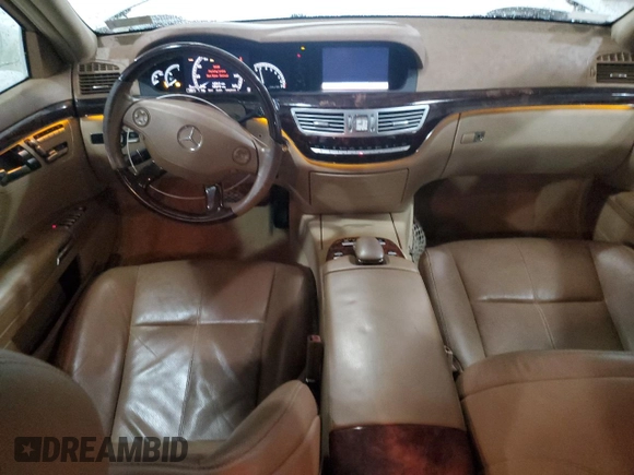 2007 Mercedes-Benz S 550 with VIN WDDNG71X97A072427, listed as a Copart auction lot 57881165 with 120,210 mi miles and Salvage title. Bid and sale history available at DreamBid. Image 8.