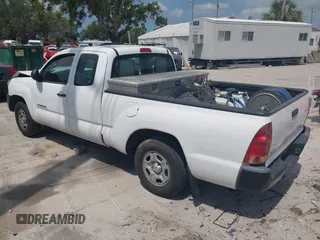 2013 Toyota Tacoma with VIN 5TFTX4CNXDX030000, listed as a IAAI auction lot 42098777 with 198,791 mi miles and . Bid and sale history available at DreamBid. Image 3.