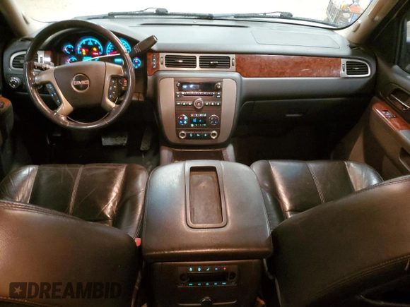 2011 GMC Yukon XL SLT with VIN 1GKS2KE32BR286468, listed as a Copart auction lot 50509415 with 271,634 mi miles and Clean Title. Bid and sale history available at carsss.com. Image 8.