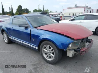 2009 Ford Mustang with VIN 1ZVHT80N395122241, listed as a IAAI auction lot 42121401 with 166,216 mi miles and . Bid and sale history available at carsss.com. Image 1.