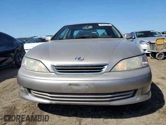 2001 Lexus ES 300 with VIN JT8BF28G315109804, listed as a Copart auction lot 52262725 with 148,231 mi miles and Salvage Title. Bid and sale history available at carsss.com. Image 5.