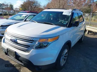 2014 Ford Explorer XLT with VIN 1FM5K7D87EGB50030, listed as a IAAI auction lot 40999068 with 110,455 mi miles and . Bid and sale history available at carsss.com. Image 2.