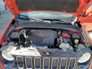 2018 Jeep Renegade Latitude z VIN ZACCJABB1JPH28856, wystawiony jako Copart lot #53164275 z przebiegiem 94 157 mil mil oraz Czysty tytuł • Clean title. Historia ofert i sprzedaży dostępna na DreamBid. Obrazek 11.
