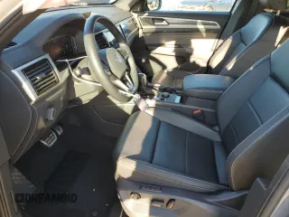 2023 Volkswagen Atlas SEL z VIN 1V2SE2CA8PC210959, wystawiony jako Copart lot #73726564 z przebiegiem 27 799 mil mil oraz Szkoda całkowita • Salvage title. Historia ofert i sprzedaży dostępna na DreamBid. Obrazek 7.