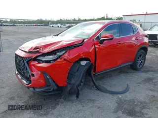 2022 Lexus NX 250 z VIN 2T2ADCAZ9NC002488, wystawiony jako IAAI lot #42189416 z przebiegiem 27 086 mil mil oraz . Historia ofert i sprzedaży dostępna na DreamBid. Obrazek 6.