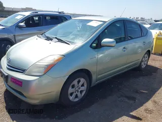 2008 Toyota Prius with VIN JTDKB20UX87740479, listed as a IAAI auction lot 42228331 with 186,095 mi miles and . Bid and sale history available at DreamBid. Image 2.