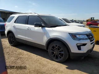 2018 Ford Explorer XLT z VIN 1FM5K8D85JGA42358, wystawiony jako Copart lot #62963965 z przebiegiem 156 247 mil mil oraz Czysty tytuł • Clean title. Historia ofert i sprzedaży dostępna na DreamBid. Obrazek 4.