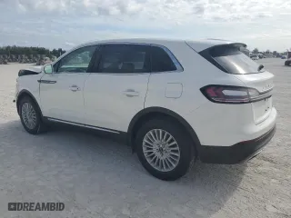 2020 Lincoln Nautilus Standard with VIN 2LMPJ6J92LBL20743, listed as a Copart auction lot 86513774 with 20,985 mi miles and Non Repairable. Bid and sale history available at carsss.com. Image 2.