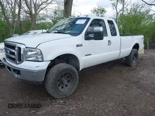 2003 Ford F-250 XL with VIN 1FTNX21P33ED64526, listed as a IAAI auction lot 42080702 with 243,709 mi miles and . Bid and sale history available at DreamBid. Image 2.