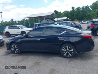 2021 Nissan Altima SV with VIN 1N4BL4DV2MN302661, listed as a IAAI auction lot 42290909 with 78,393 mi miles and . Bid and sale history available at DreamBid. Image 14.