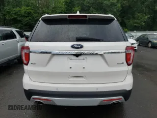 2017 Ford Explorer XLT with VIN 1FM5K8DH8HGC59185, listed as a Copart auction lot 62976445 with 139,304 mi miles and Salvage title. Bid and sale history available at DreamBid. Image 6.