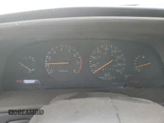 1996 Infiniti Q45 z VIN JNKNG01D1TM404004, wystawiony jako Copart lot #54433905 z przebiegiem 157 775 mil mil oraz Nie do naprawy. Historia ofert i sprzedaży dostępna na DreamBid. Obrazek 9.