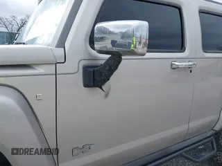 2007 Hummer H3 SUV with VIN 5GTDN13E078129036, listed as a IAAI auction lot 41507691 with 187,428 mi miles and . Bid and sale history available at DreamBid. Image 6.