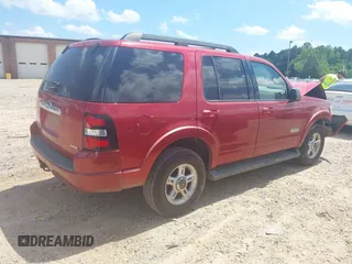 2007 Ford Explorer XLT z VIN 1FMEU73E77UB16711, wystawiony jako IAAI lot #42544695 z przebiegiem 229 462 mil mil oraz . Historia ofert i sprzedaży dostępna na DreamBid. Obrazek 4.