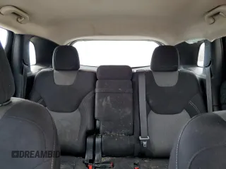 2018 Jeep Cherokee Latitude с VIN 1C4PJLCB6JD565079, выставлен на аукционе Copart как лот 88701235 с пробегом Не указан миль и Списание • Salvage title. История ставок и продаж доступна на DreamBid. Изображение 10.